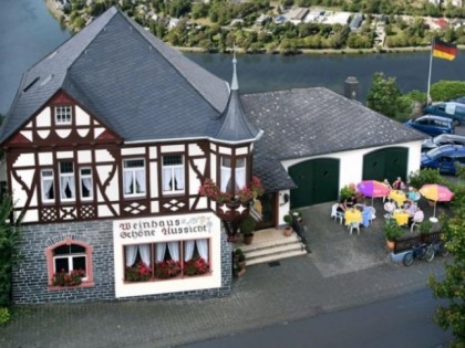 Фото: Weinhaus &quot;Schöne Aussicht&quot;